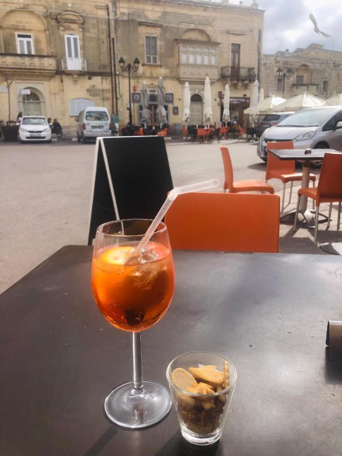250 Yo Tal-Bambinu Boutique Farmhouse Xagħra Kültér fotó