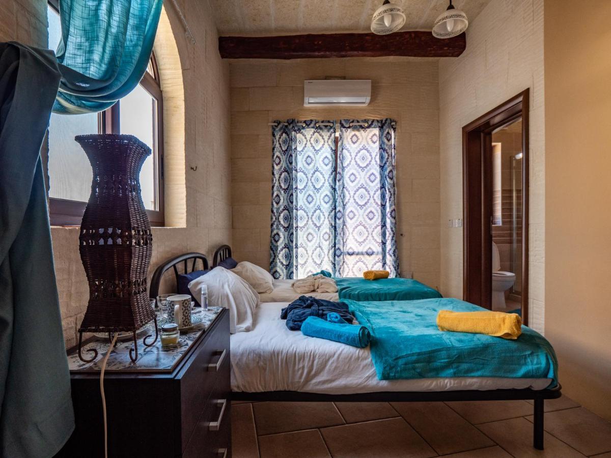 250 Yo Tal-Bambinu Boutique Farmhouse Xagħra Kültér fotó