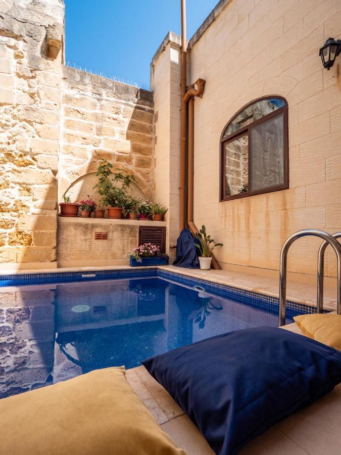 250 Yo Tal-Bambinu Boutique Farmhouse Xagħra Kültér fotó